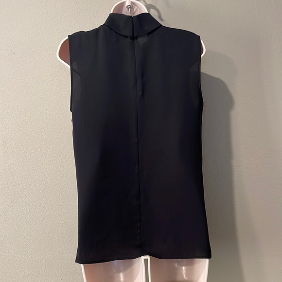 Theory 100% Silk Cut out Sleeveless Tank Top Blouse, Size Small - Picture 4 of 7